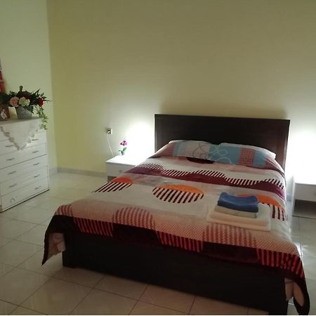 Kalamata Cozy Apartment מראה חיצוני תמונה