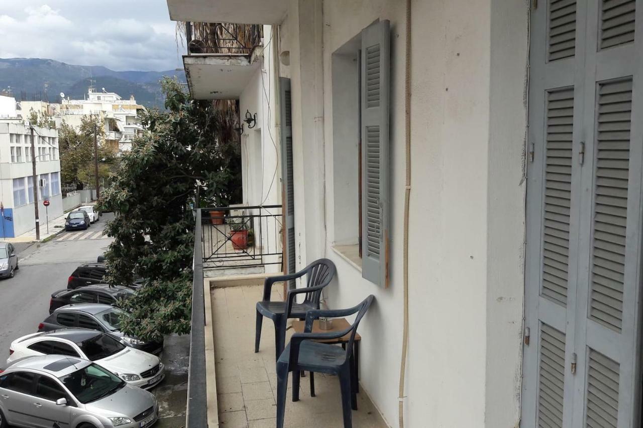 Kalamata Cozy Apartment מראה חיצוני תמונה